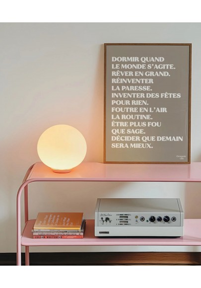 Affiche Dormir quand le monde s'agite beige et blanc