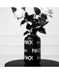 Vase noir F***